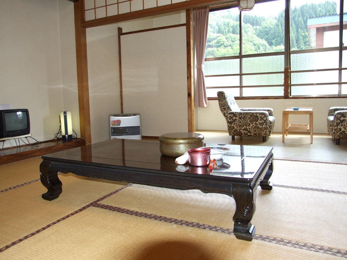 Hanezawa Onsen Katoya Ryokan 最上町 エクステリア 写真